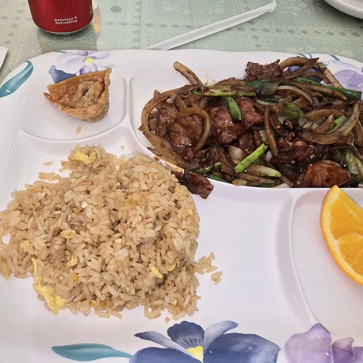 mongolian beef lunch special蔥爆牛肉—午